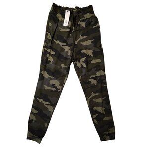 BB Dakota Steve Madden Jungle Jogger Camo
